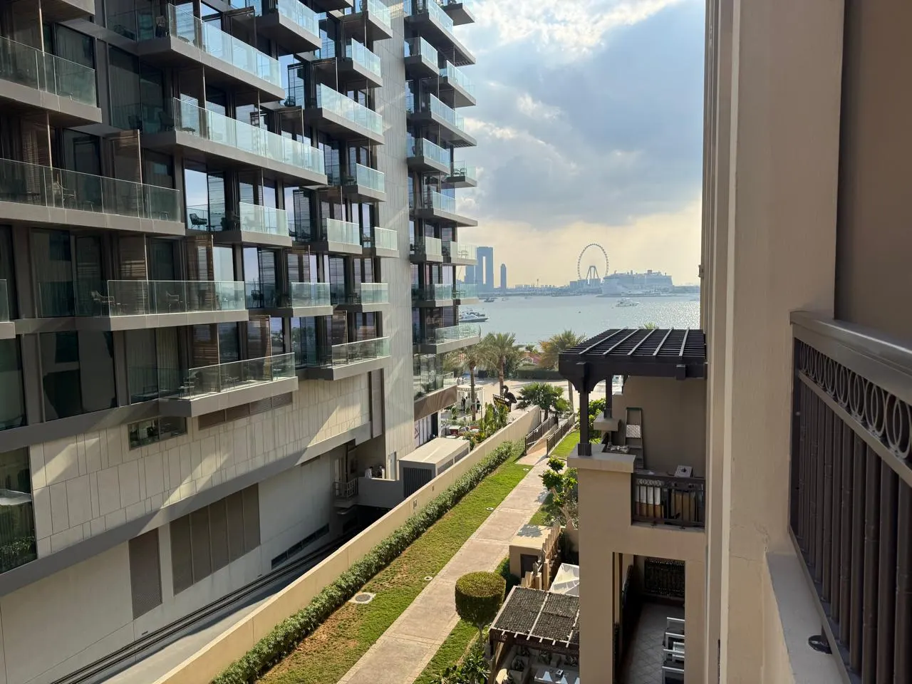 2 Bedroom + Maid | Beach Access | Large Layout, The Fairmont Palm Residence South